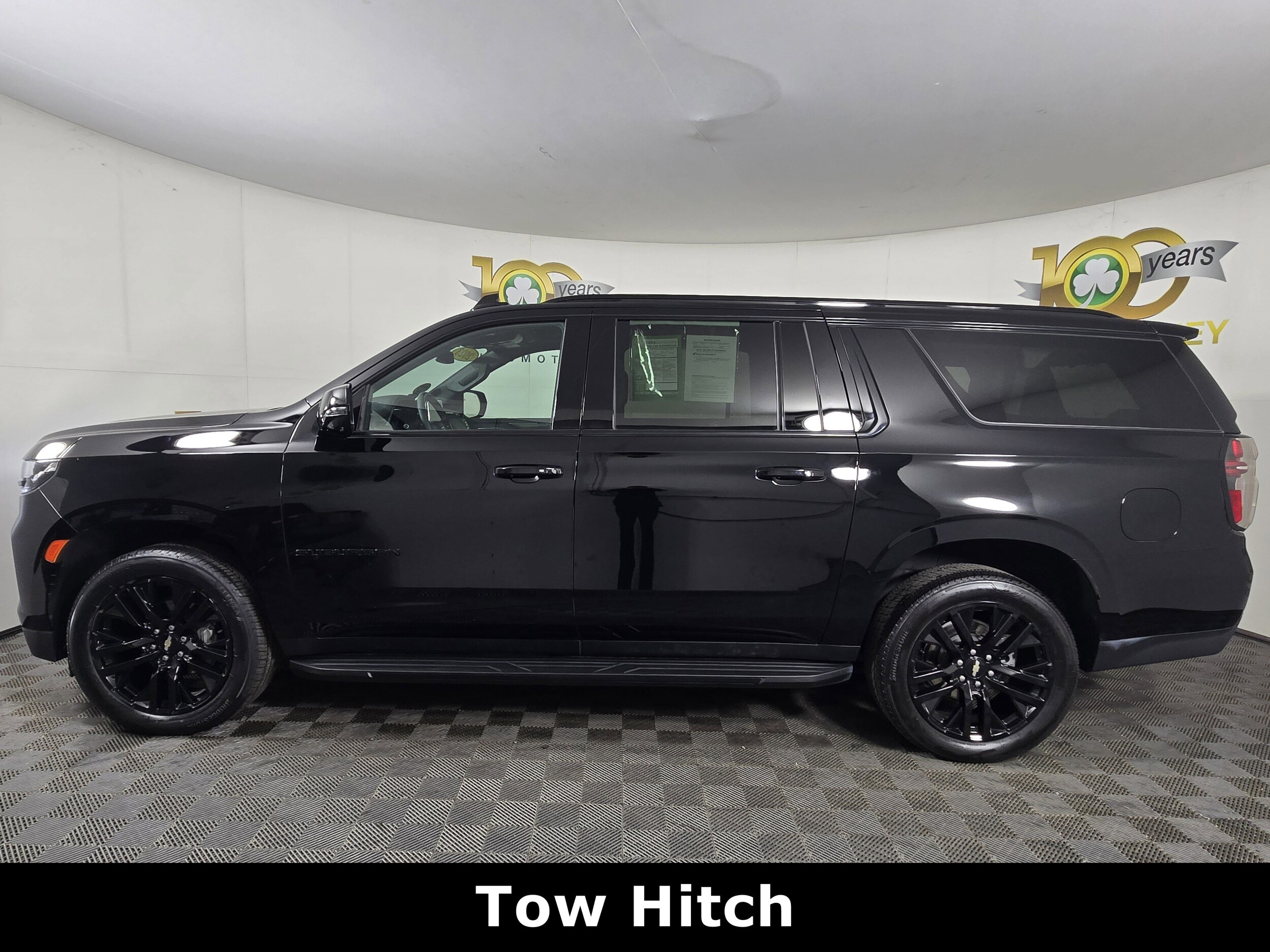 2023 Chevrolet Suburban RST photo 4