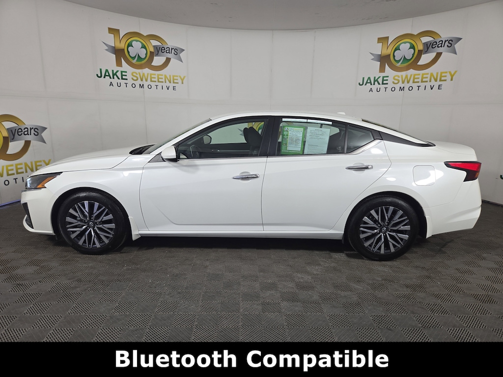 Used 2023 Nissan Altima SV FWD Sedan