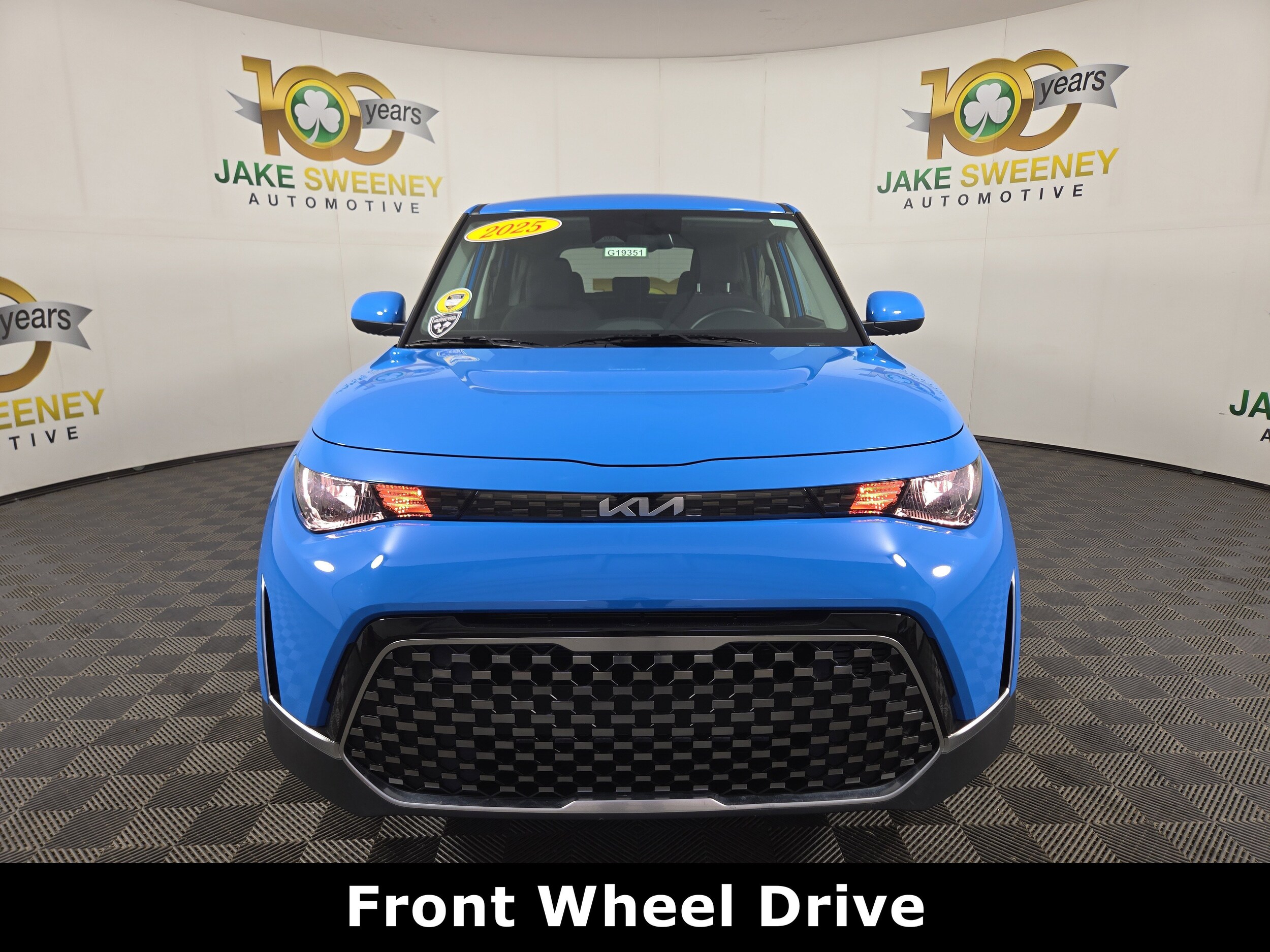 2025 Kia Soul EX photo 2