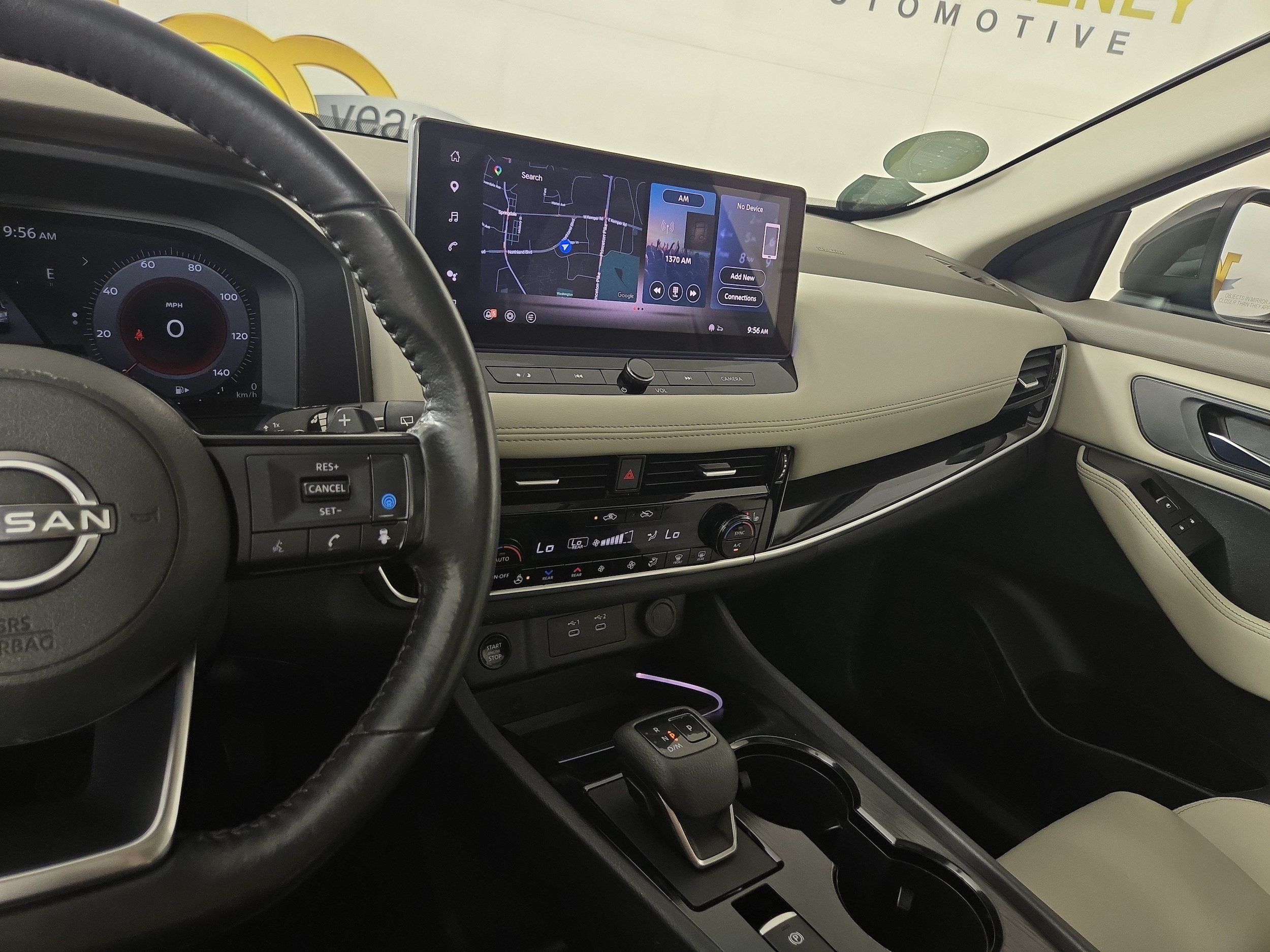 2024 Nissan Rogue SL - Photo 25