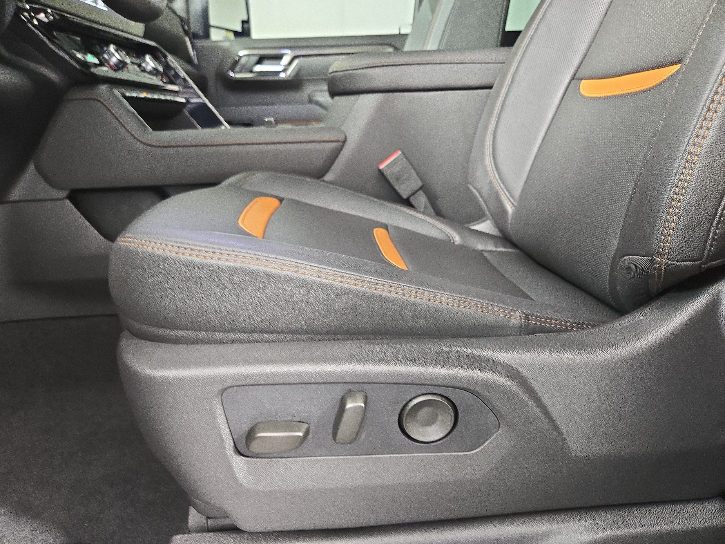 2026 GMC Sierra 2500HD AT4 - Photo 30