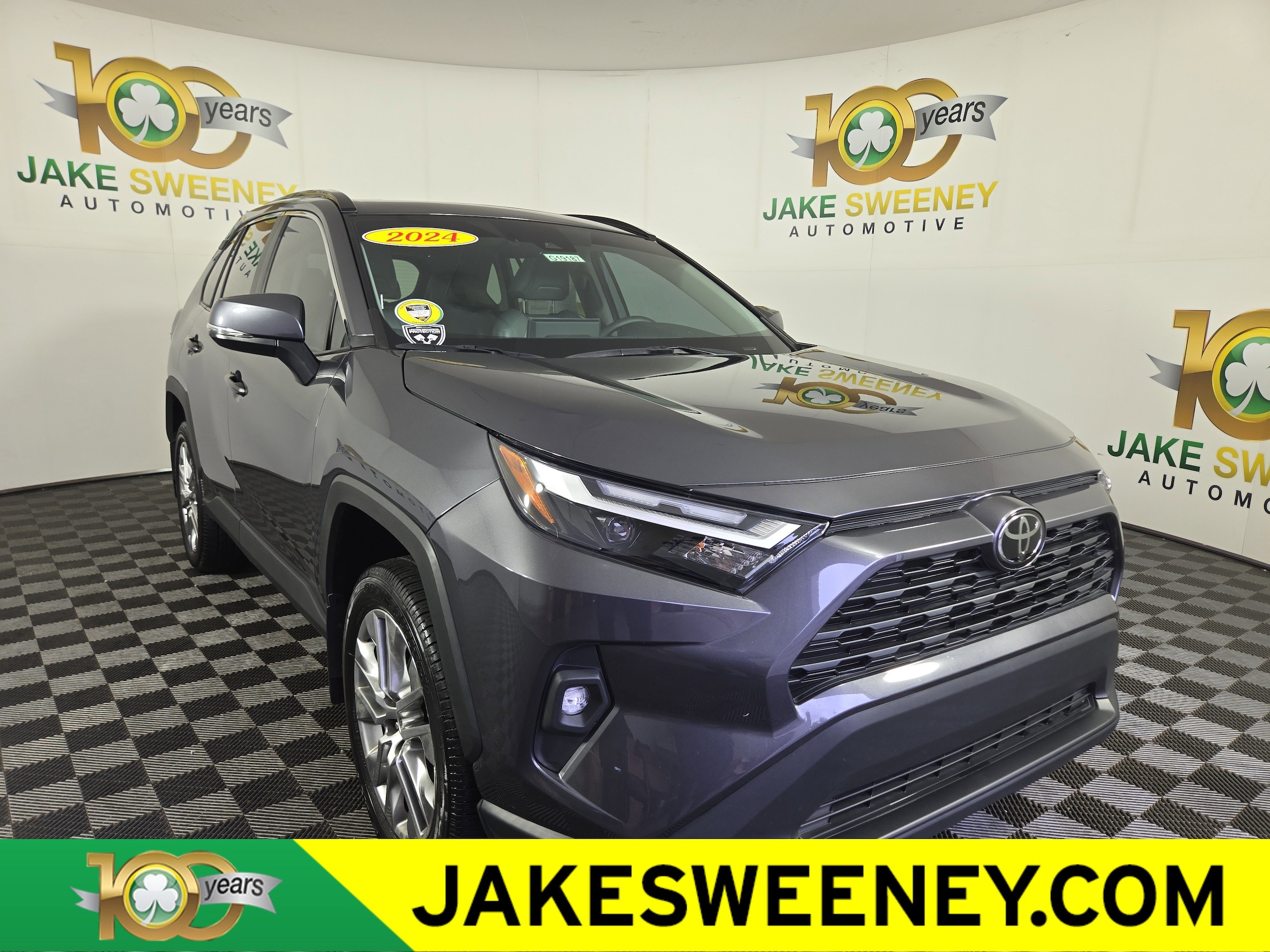 2024 Toyota RAV4 XLE Premium's photo