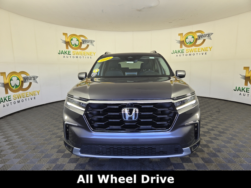 Used 2025 Honda Pilot Elite SUV