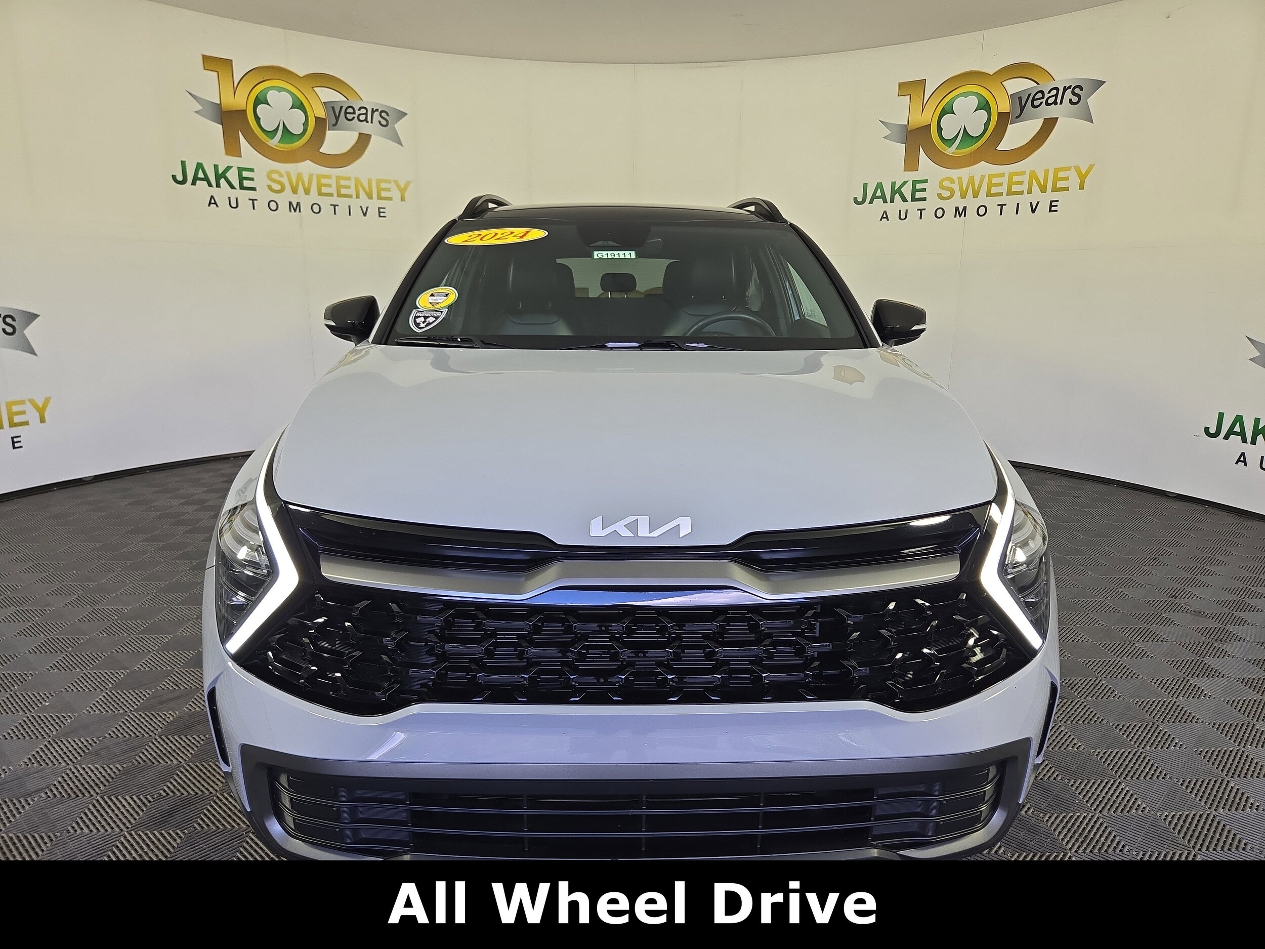 2024 Kia Sportage X-Line photo 2