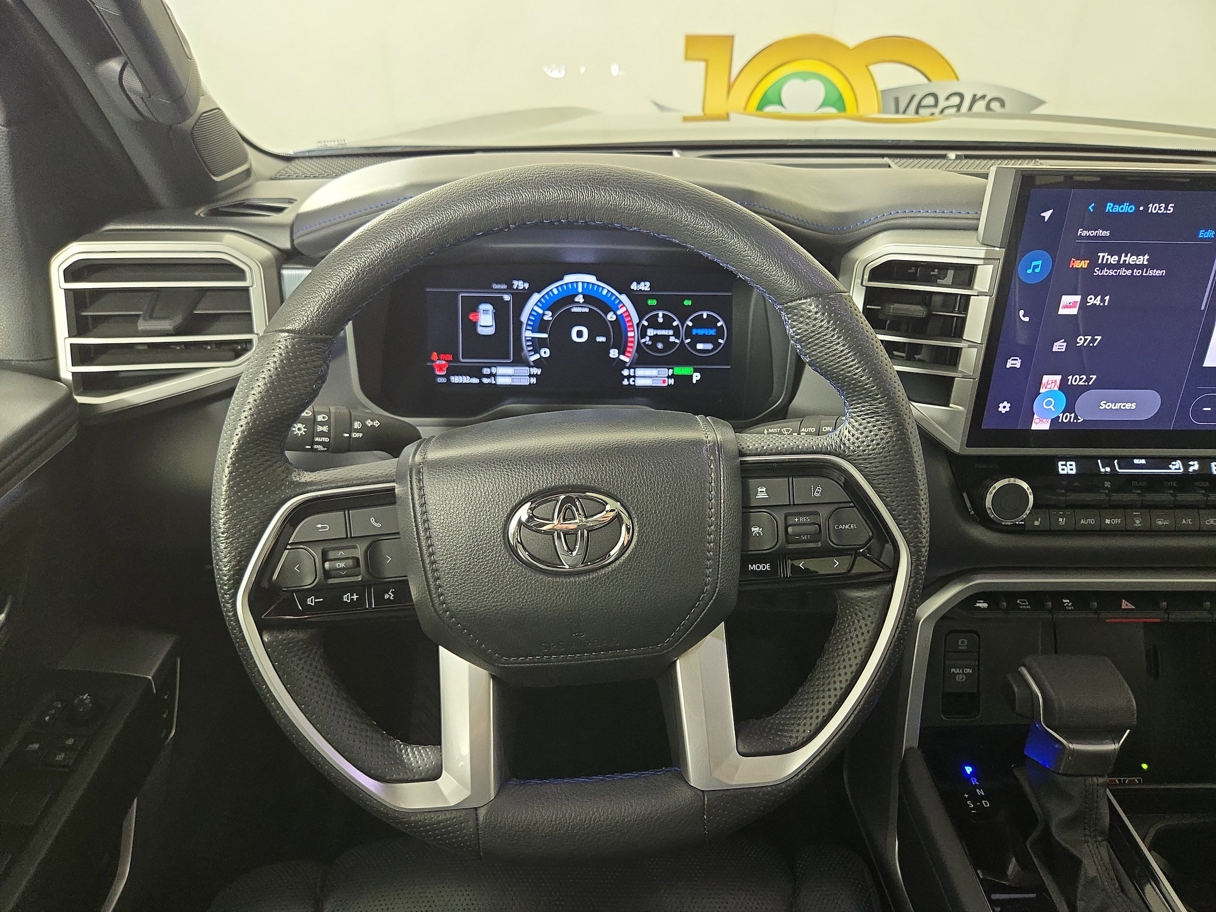 2025 Toyota Sequoia Platinum - Photo 15