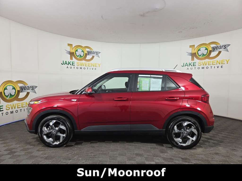 Used 2024 Hyundai Venue SEL SUV
