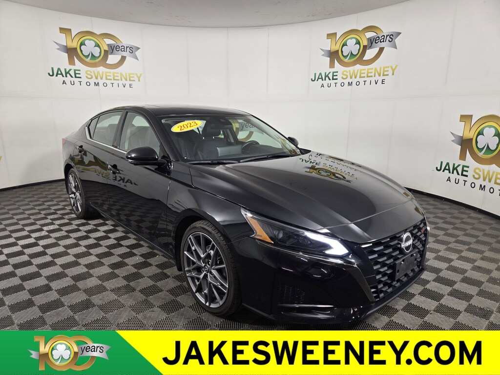 Used 2023 Nissan Altima SR VC-Turbo FWD Sedan