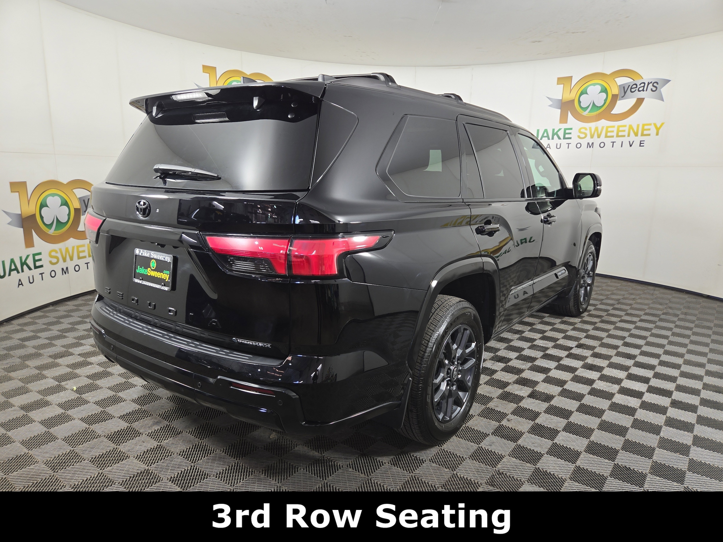 2025 Toyota Sequoia Platinum - Photo 9