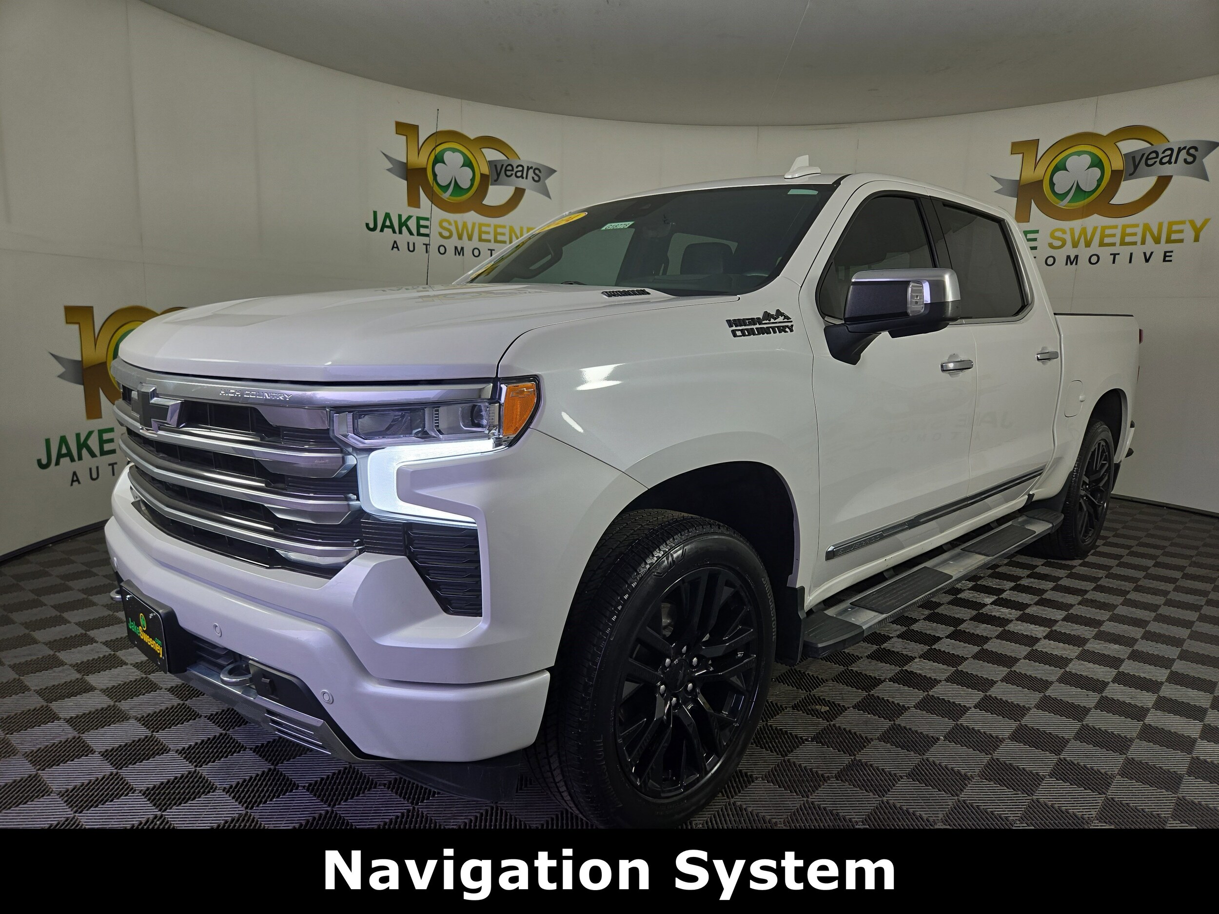 2024 Chevrolet Silverado 1500 High Country photo 4