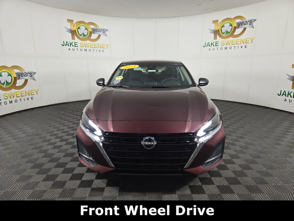 Used 2024 Nissan Altima 2.5 SV Sedan