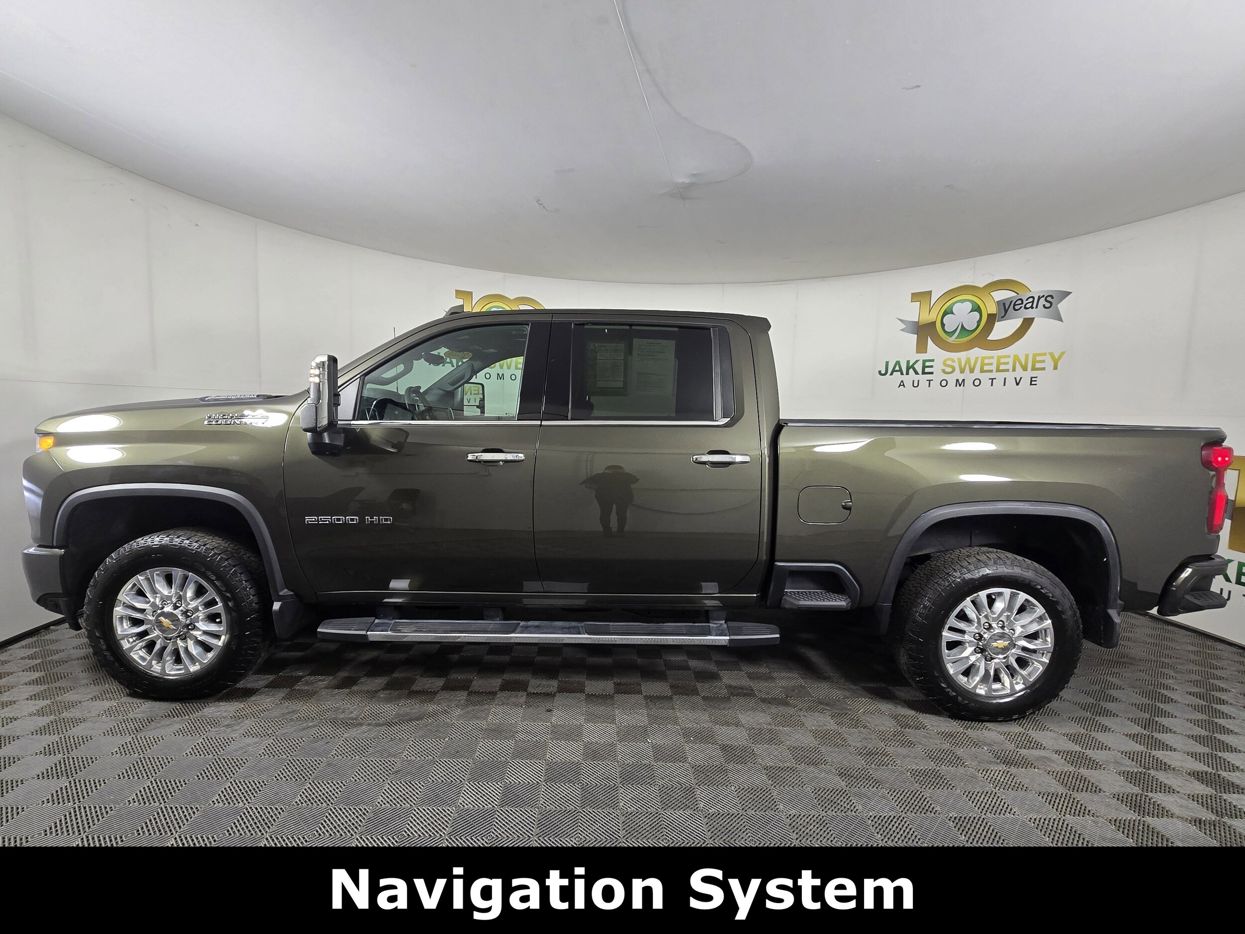 2023 Chevrolet Silverado 2500HD High Country photo 4