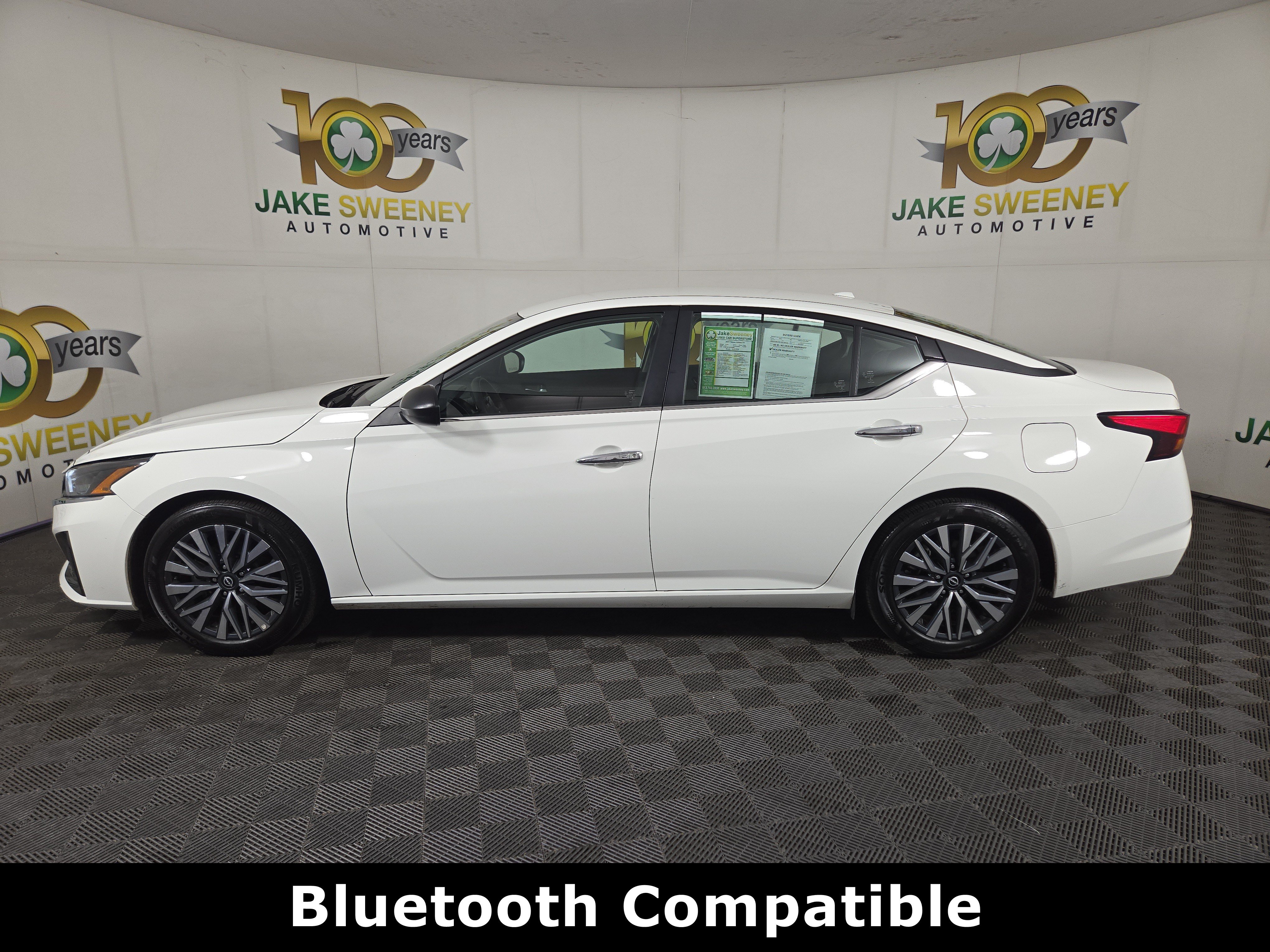 Used 2025 Nissan Altima SV Sedan