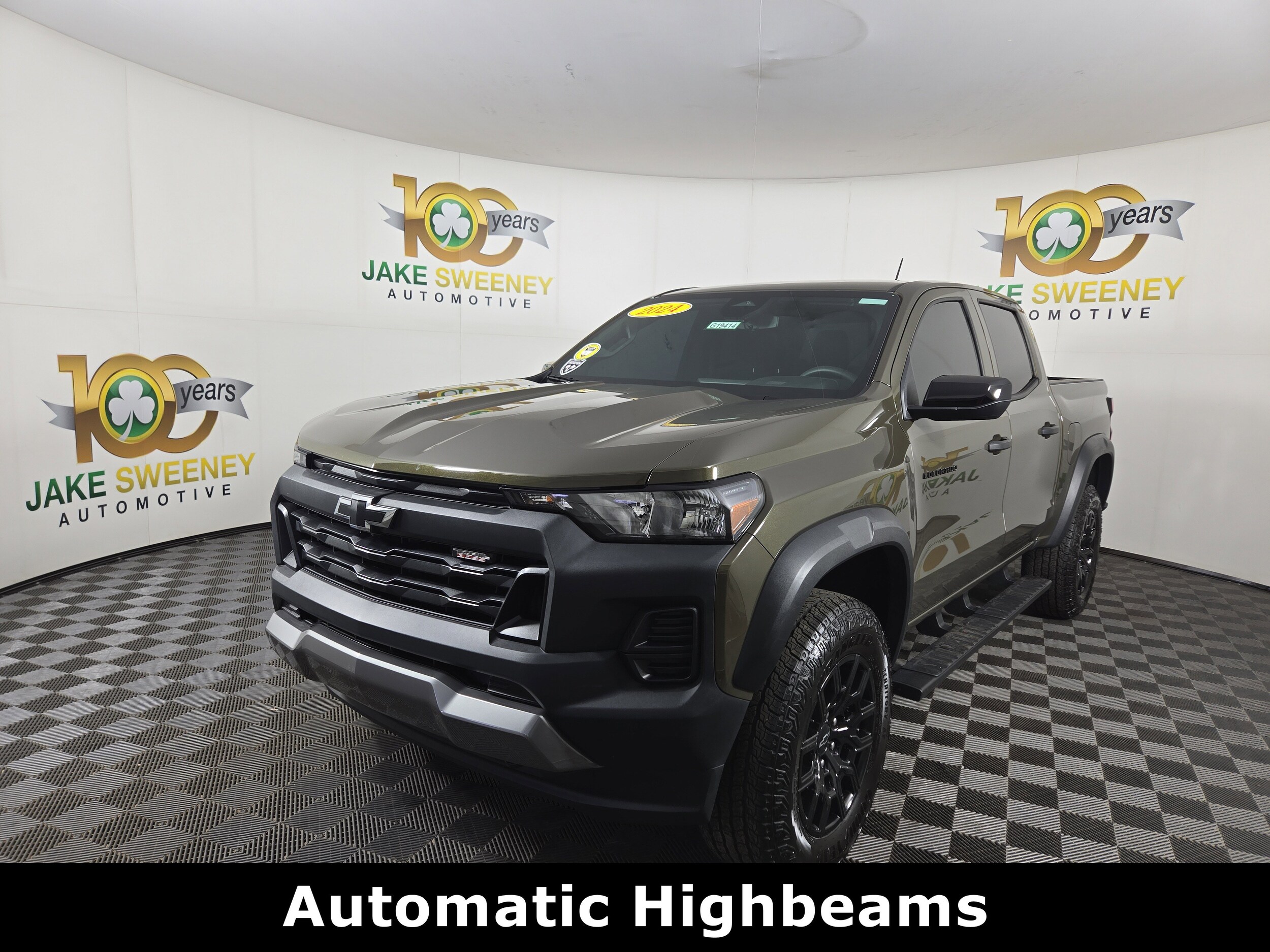 2024 Chevrolet Colorado Trail Boss photo 3