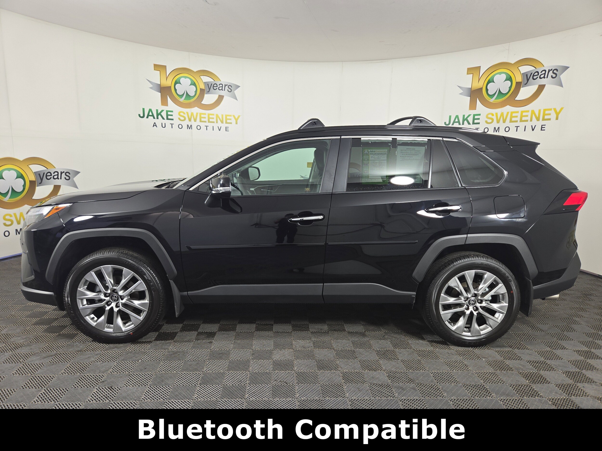 2025 Toyota RAV4 Limited photo 4