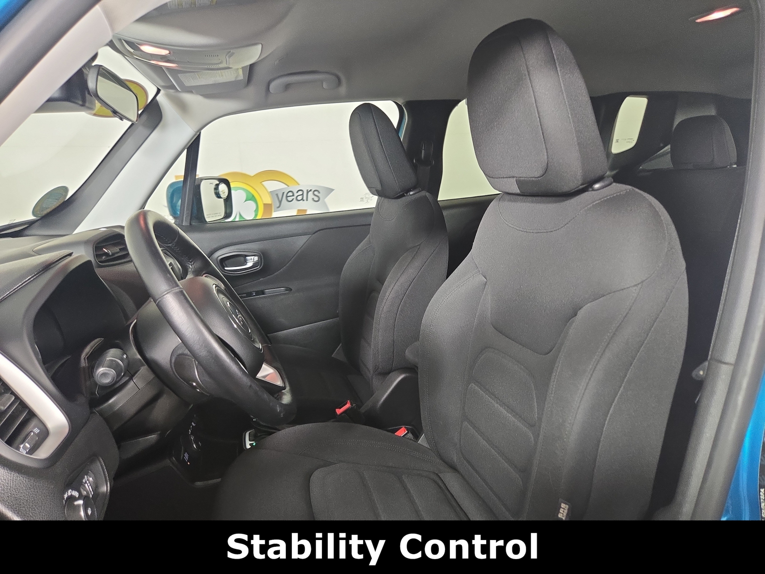 2020 Jeep Renegade Latitude - Photo 11