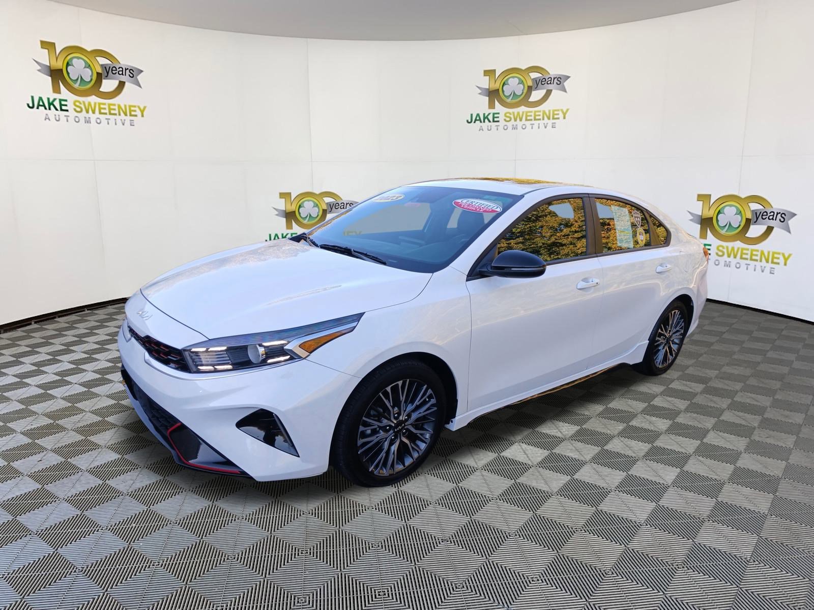 2023 Kia Forte GT-Line photo 3