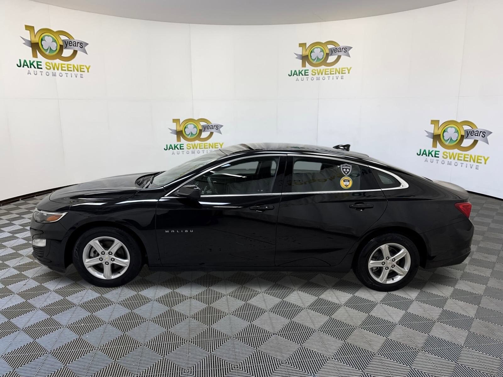 2023 Chevrolet Malibu 1LT photo 4