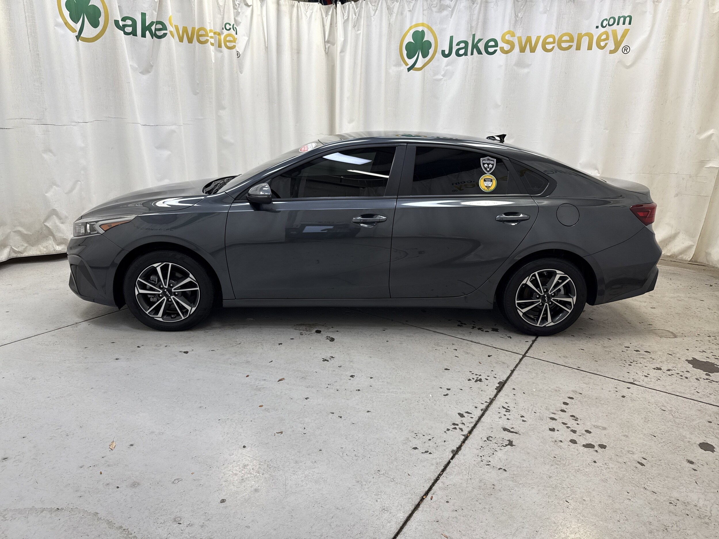 2024 Kia Forte LXS photo 4