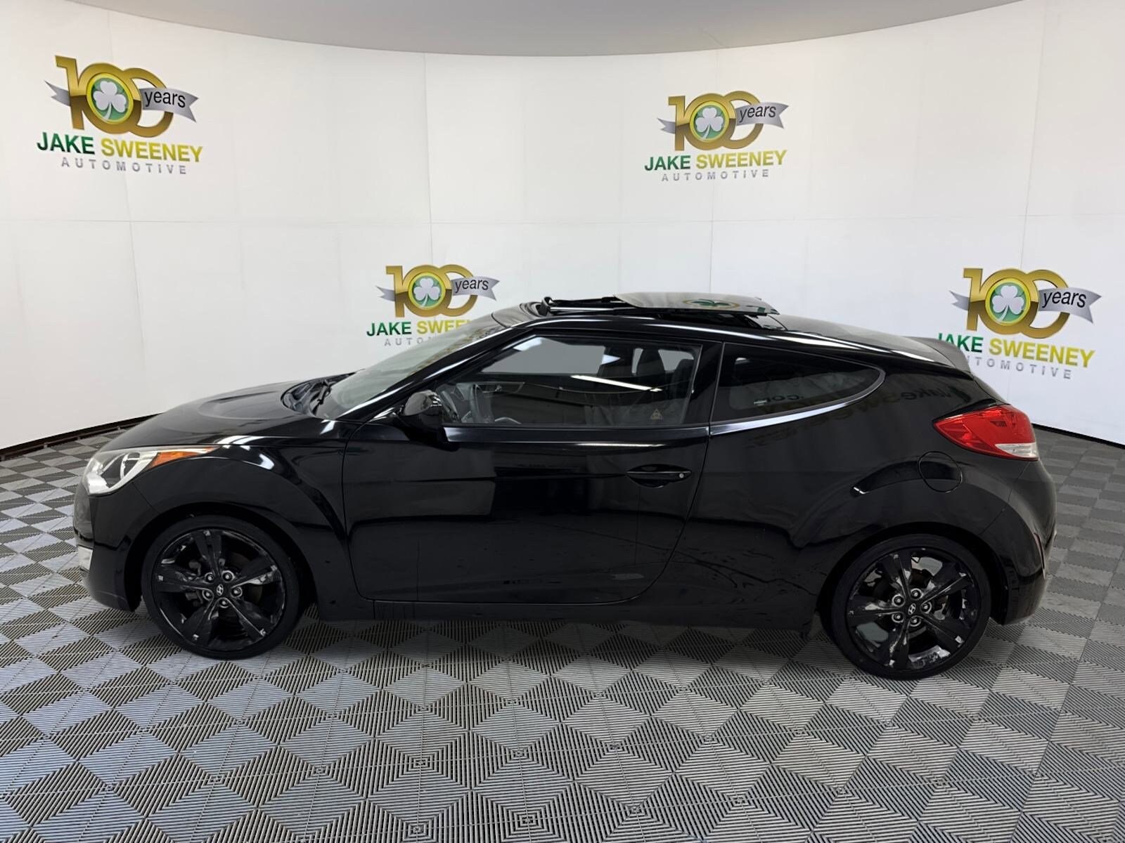 2017 Hyundai Veloster Value Edition photo 4