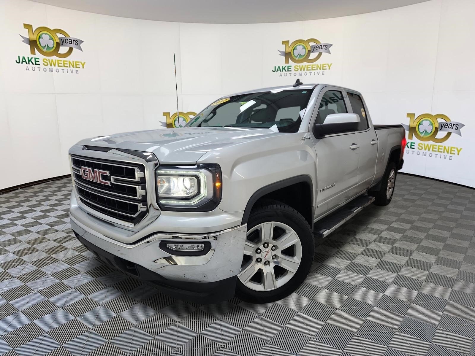 2017 Gmc Sierra 1500 SLE photo 3