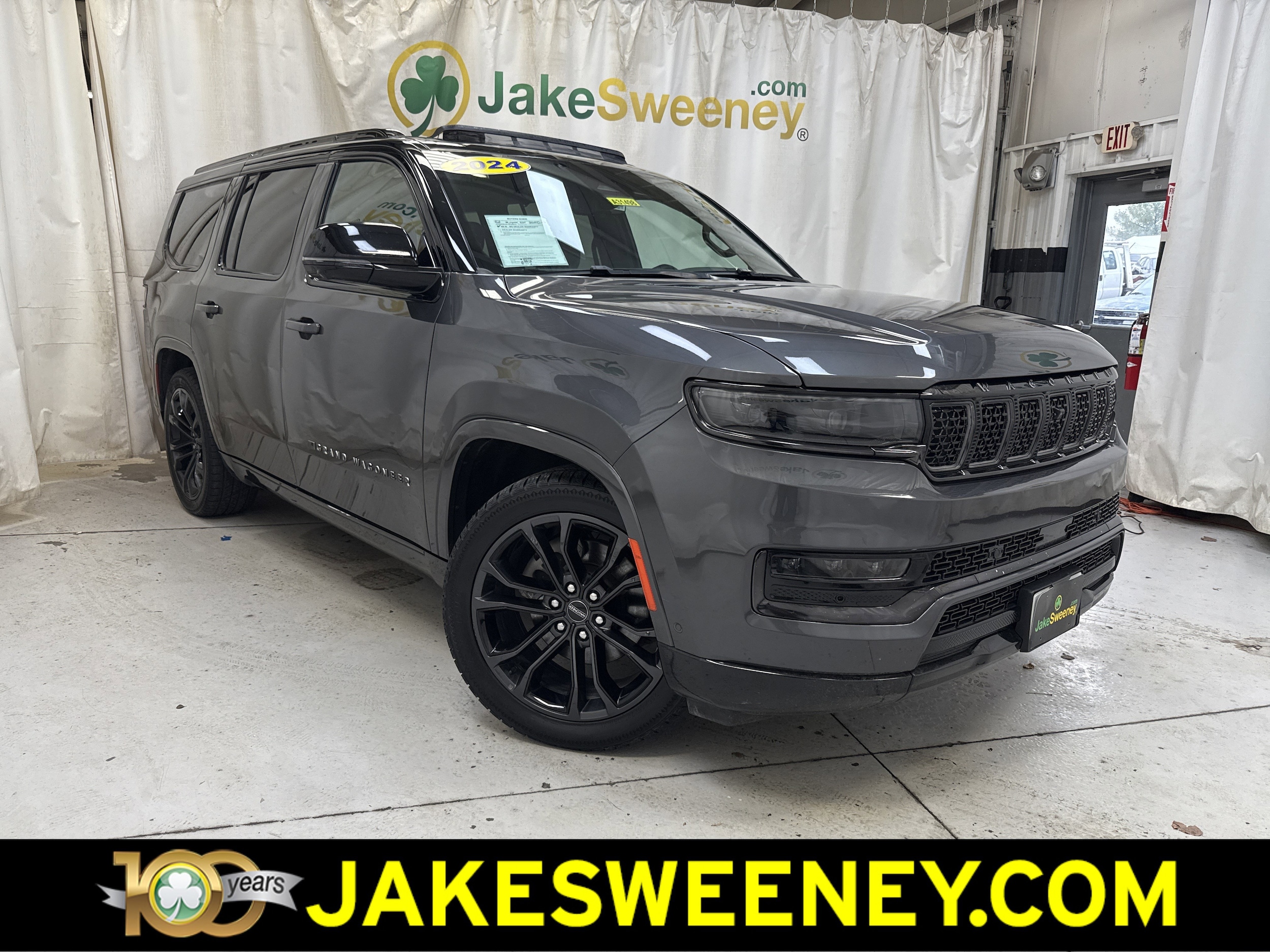 2024 Jeep Grand Wagoneer Series II's photo