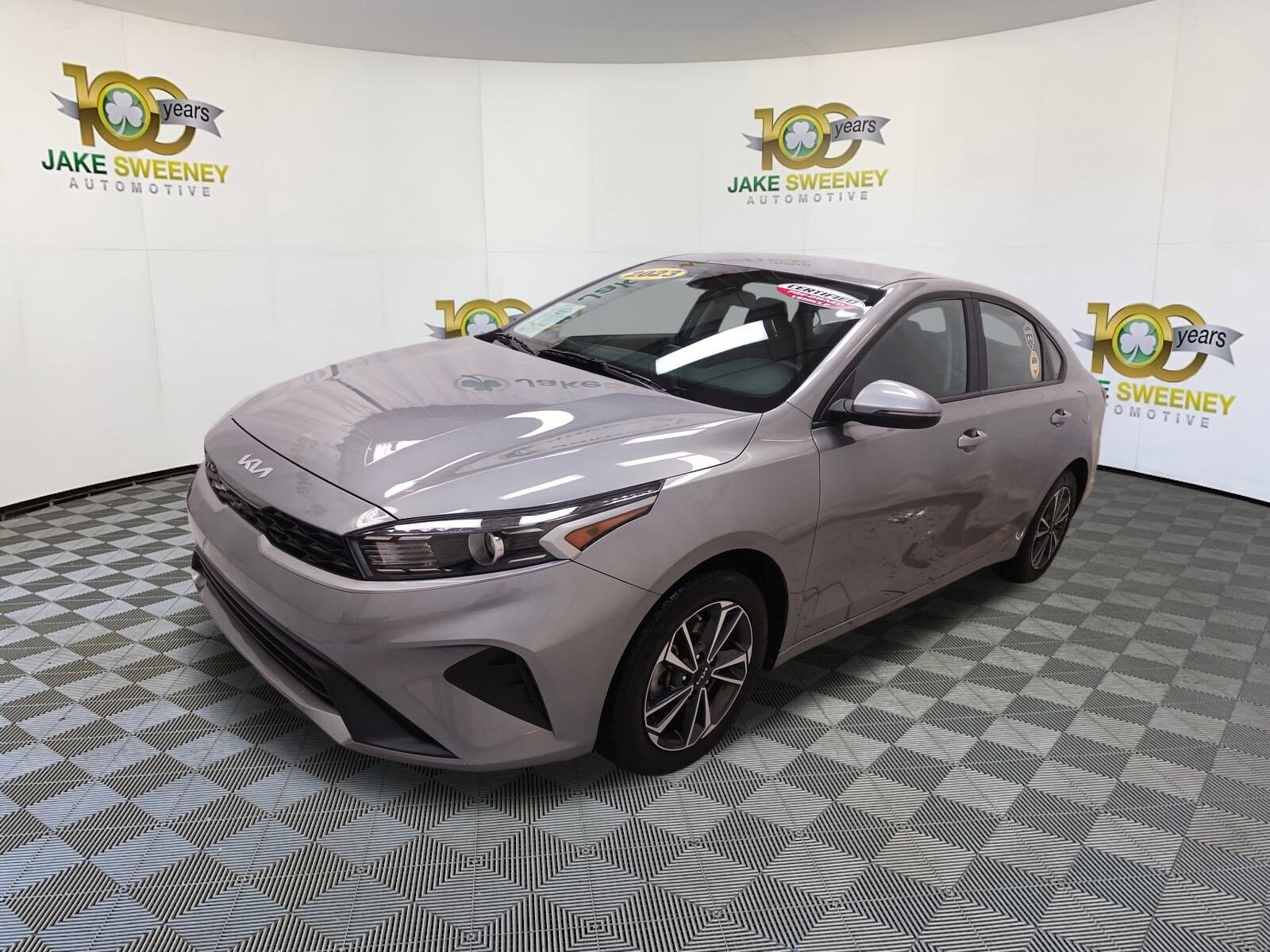 2023 Kia Forte LXS photo 3
