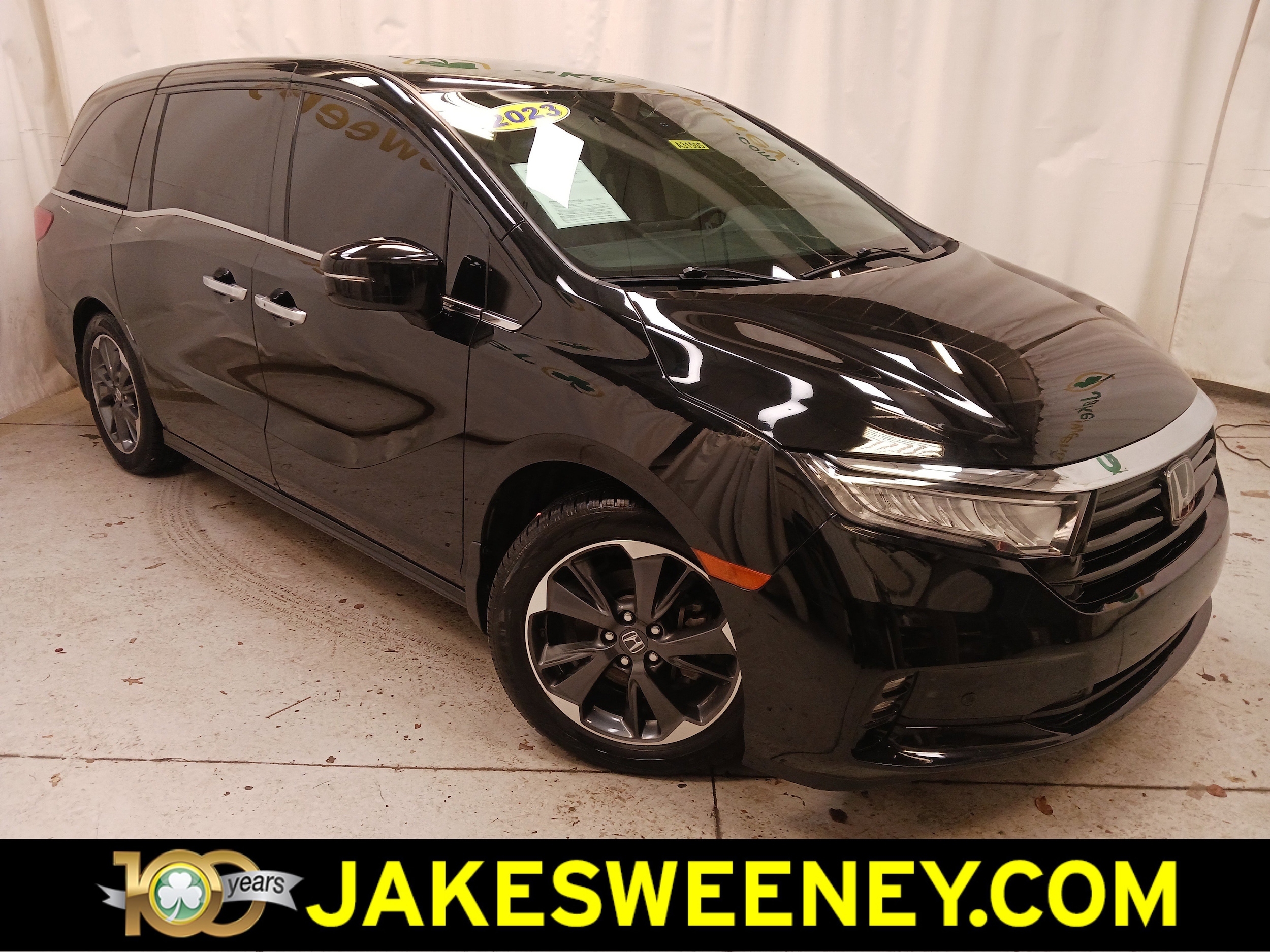 2023 Honda Odyssey Elite's photo