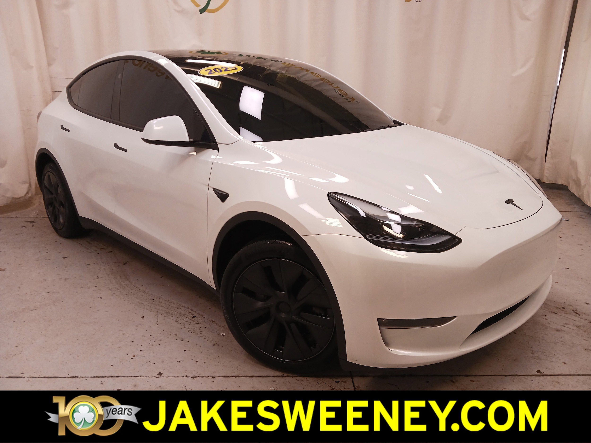 2025 Tesla Model Y Long Range's photo