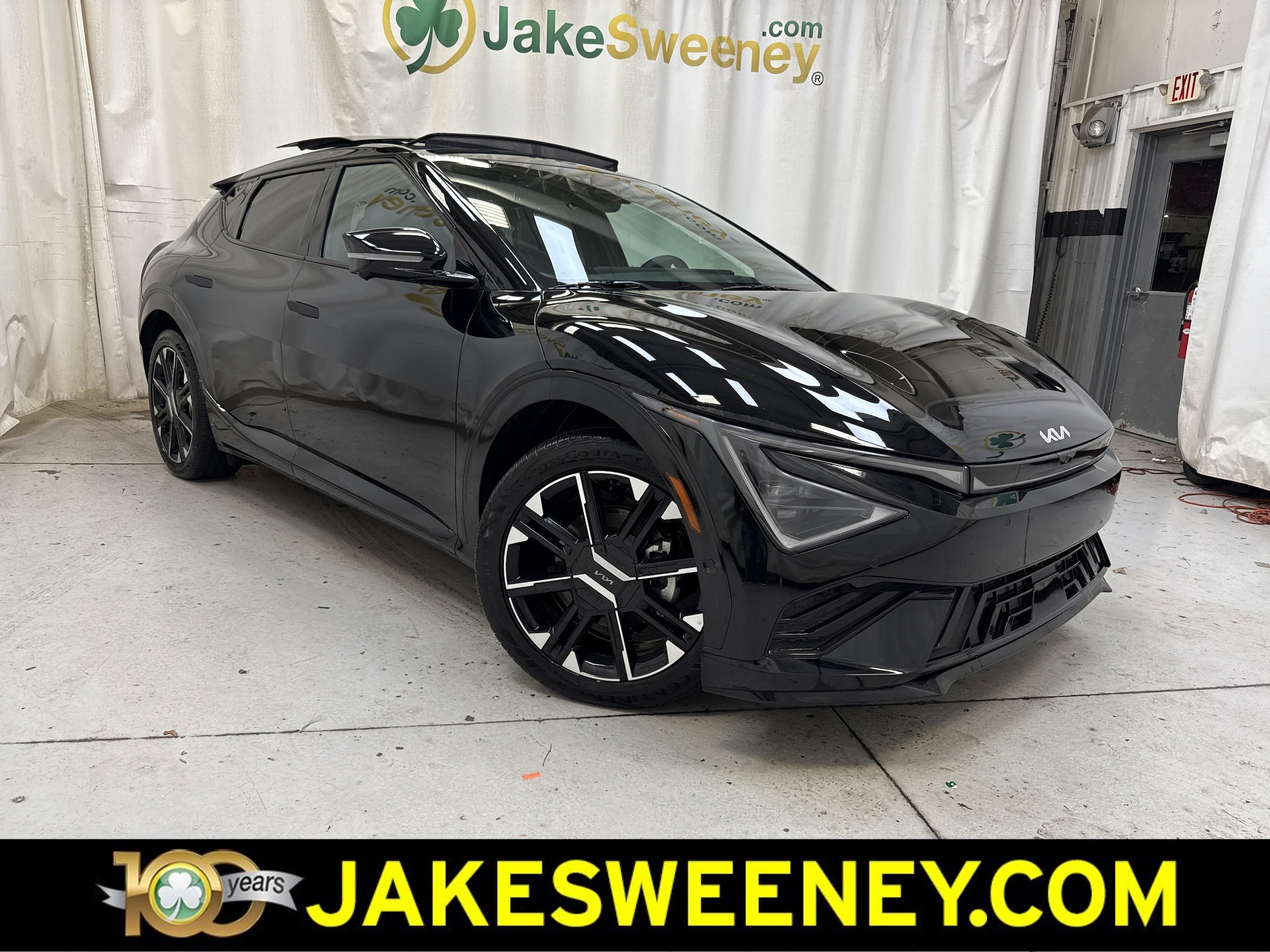 2025 Kia EV6 GT-Line AWD's photo