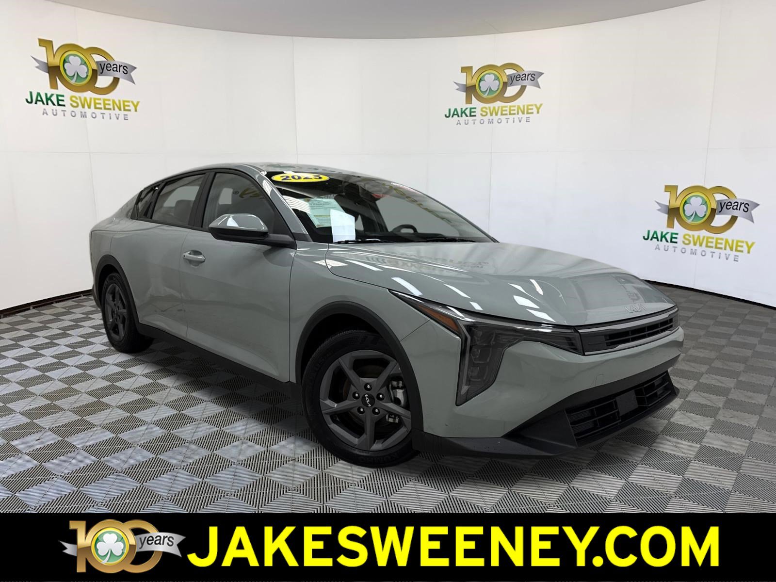 2025 Kia K4 LXS AT's photo