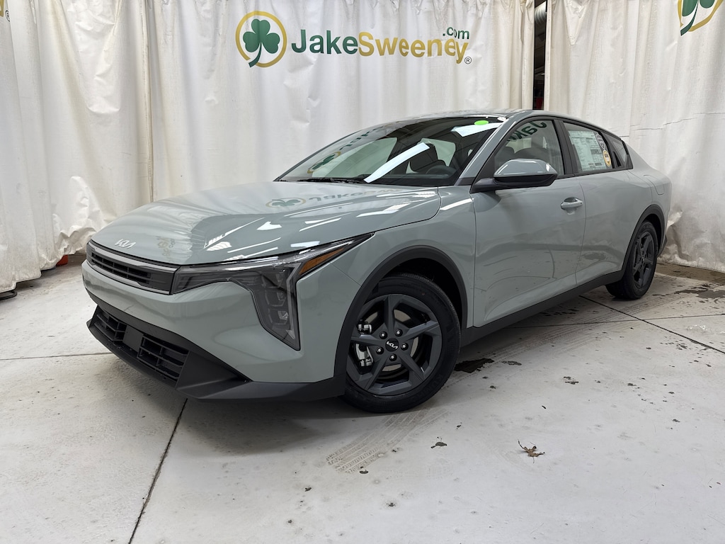 New 2026 Kia K4 LXS Sedan