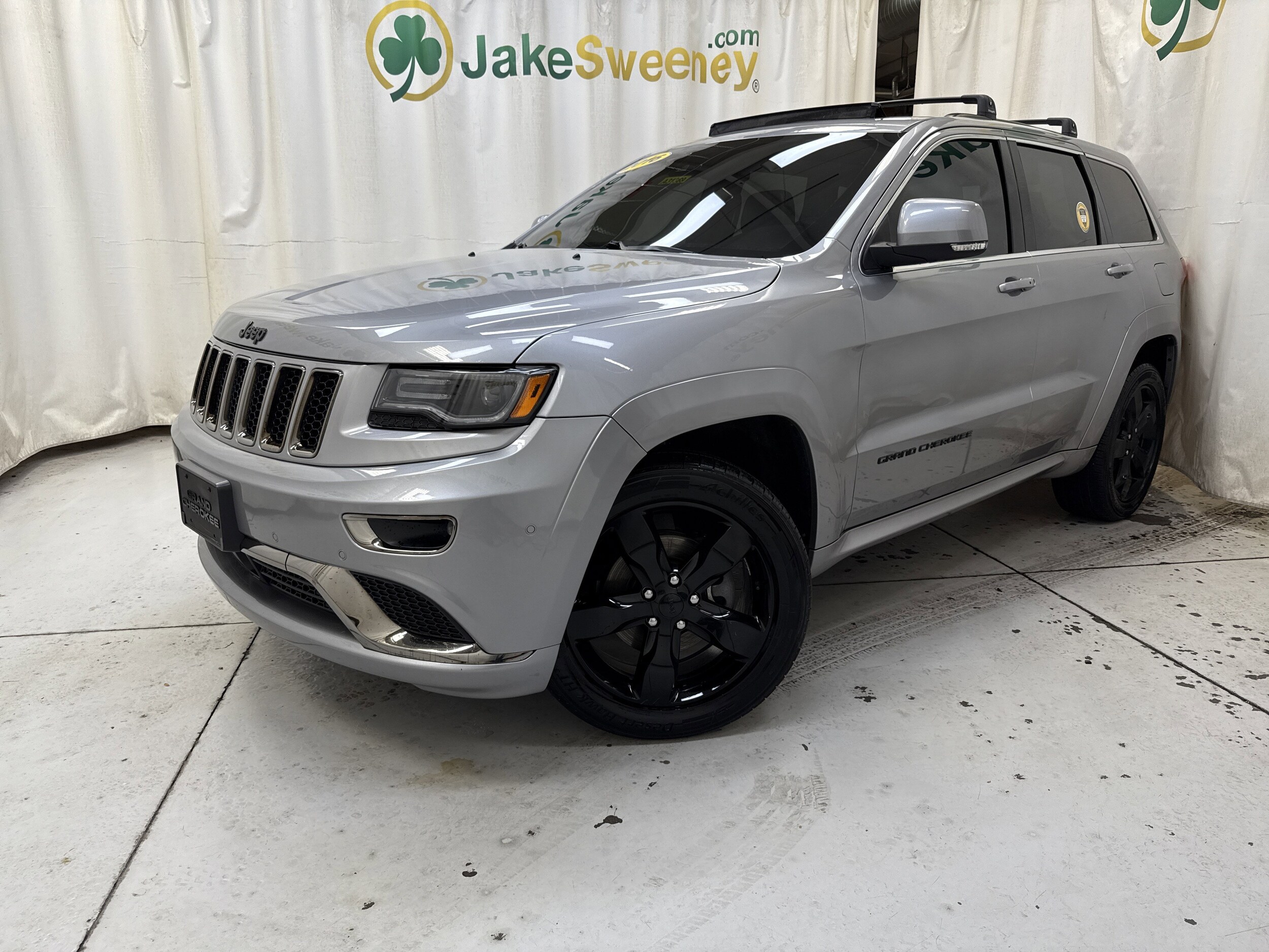 2016 Jeep Grand Cherokee Overland photo 3