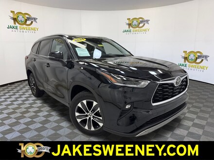 2021 Toyota Highlander XLE SUV