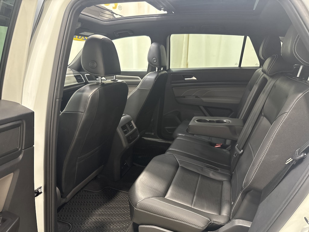 Used 2022 Volkswagen Atlas Cross Sport 3.6L V6 SE w/Technology SUV
