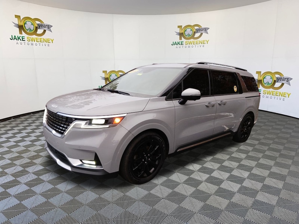 Used 2022 Kia Carnival SX MPV