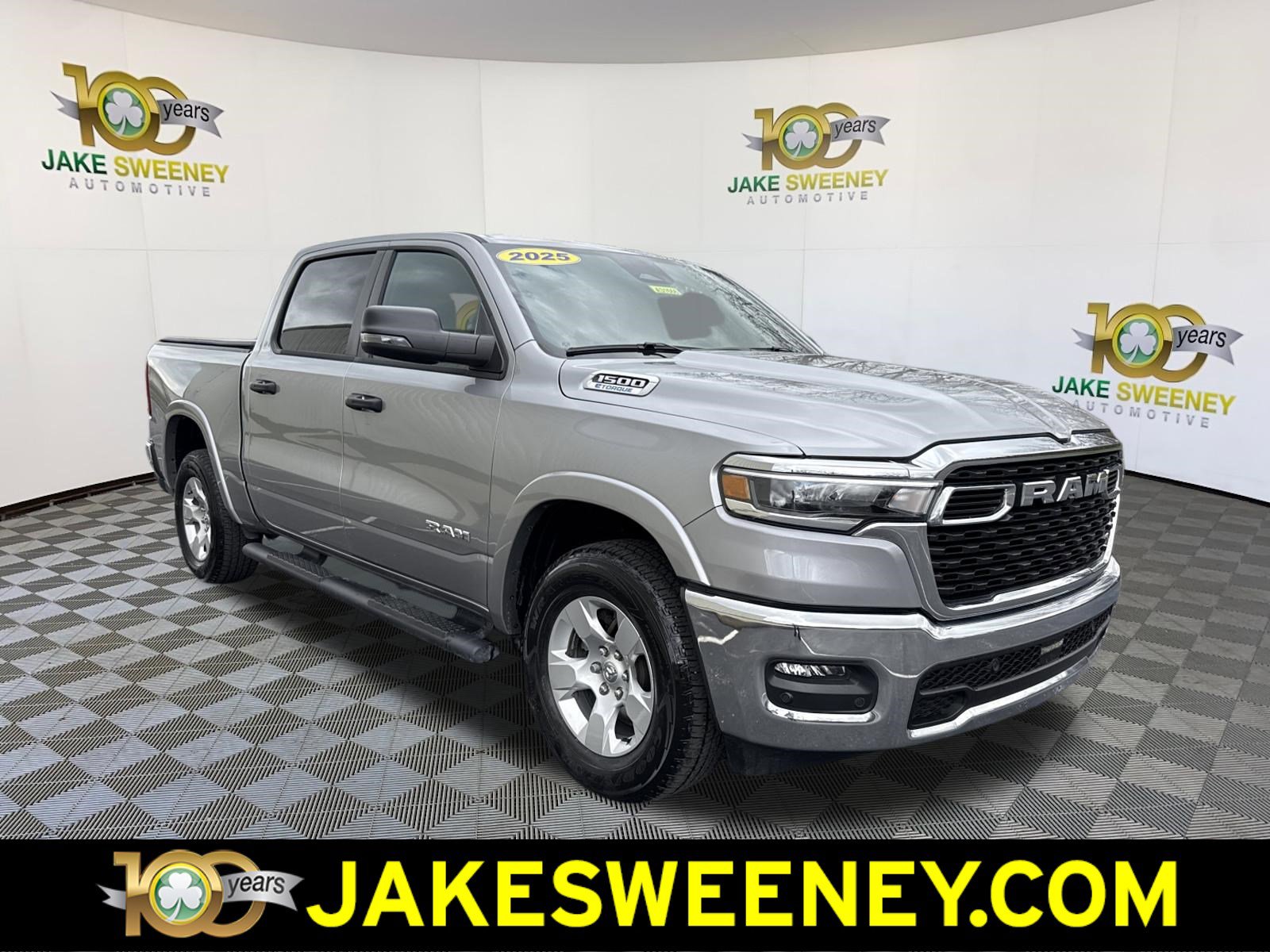 2025 RAM 1500 Big Horn/Lone Star 4x4 Crew Cab 5'7's photo