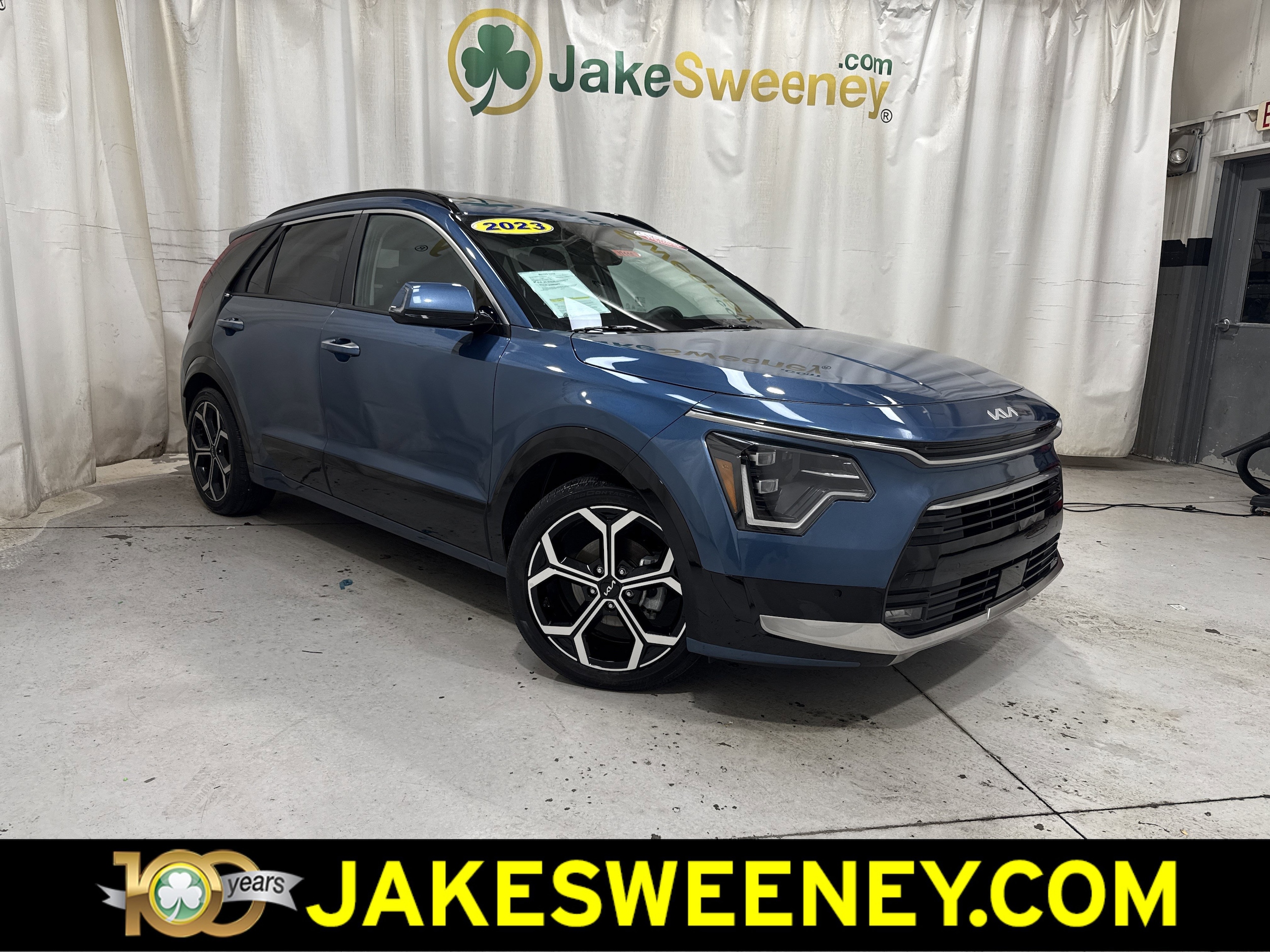 2023 Kia Niro SX Touring PHEV's photo
