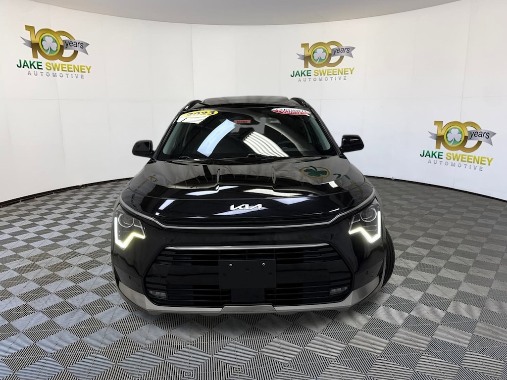 Certified 2023 Kia Niro SX SUV