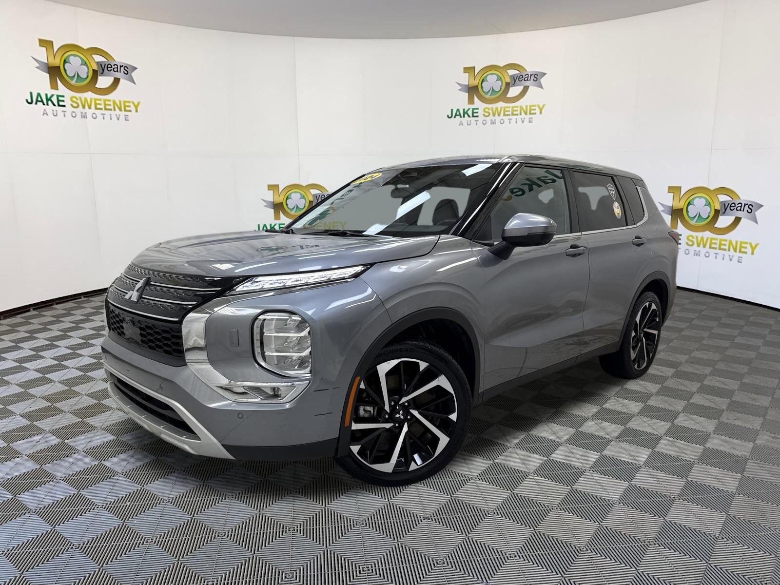 2024 Mitsubishi Outlander SE S-AWC photo 3