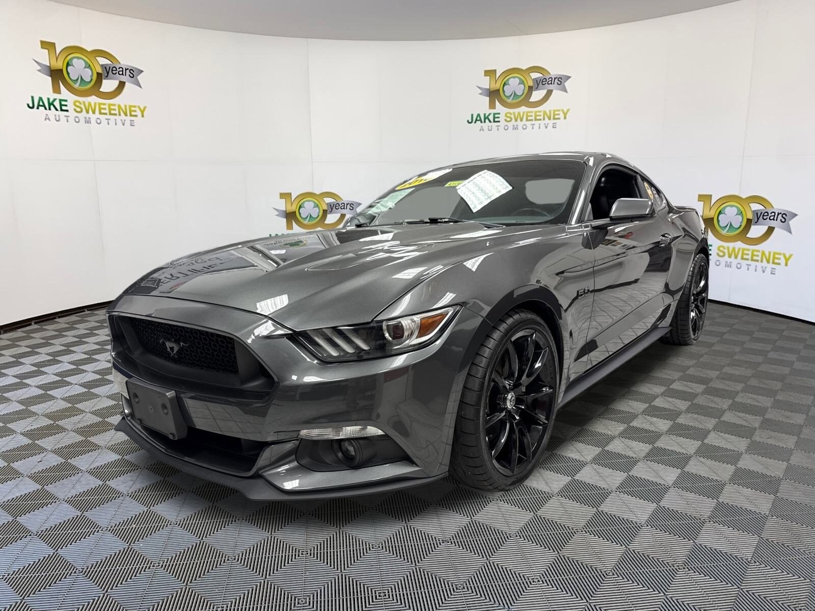 2016 Ford Mustang GT Premium photo 3