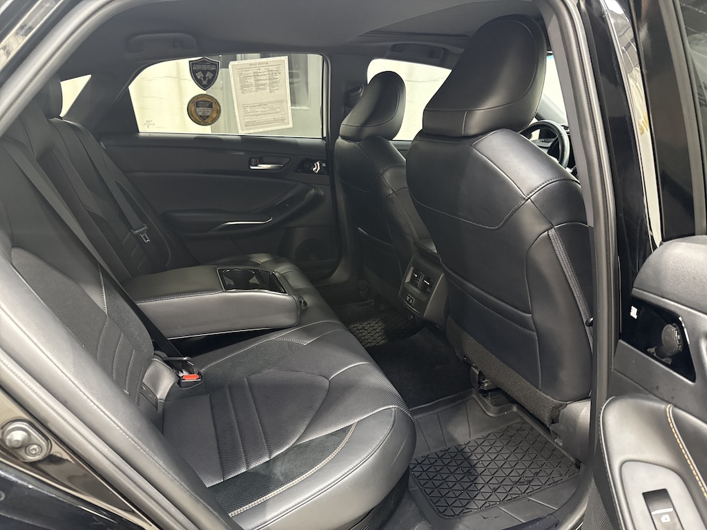 Used 2021 Toyota Avalon Hybrid XSE Sedan