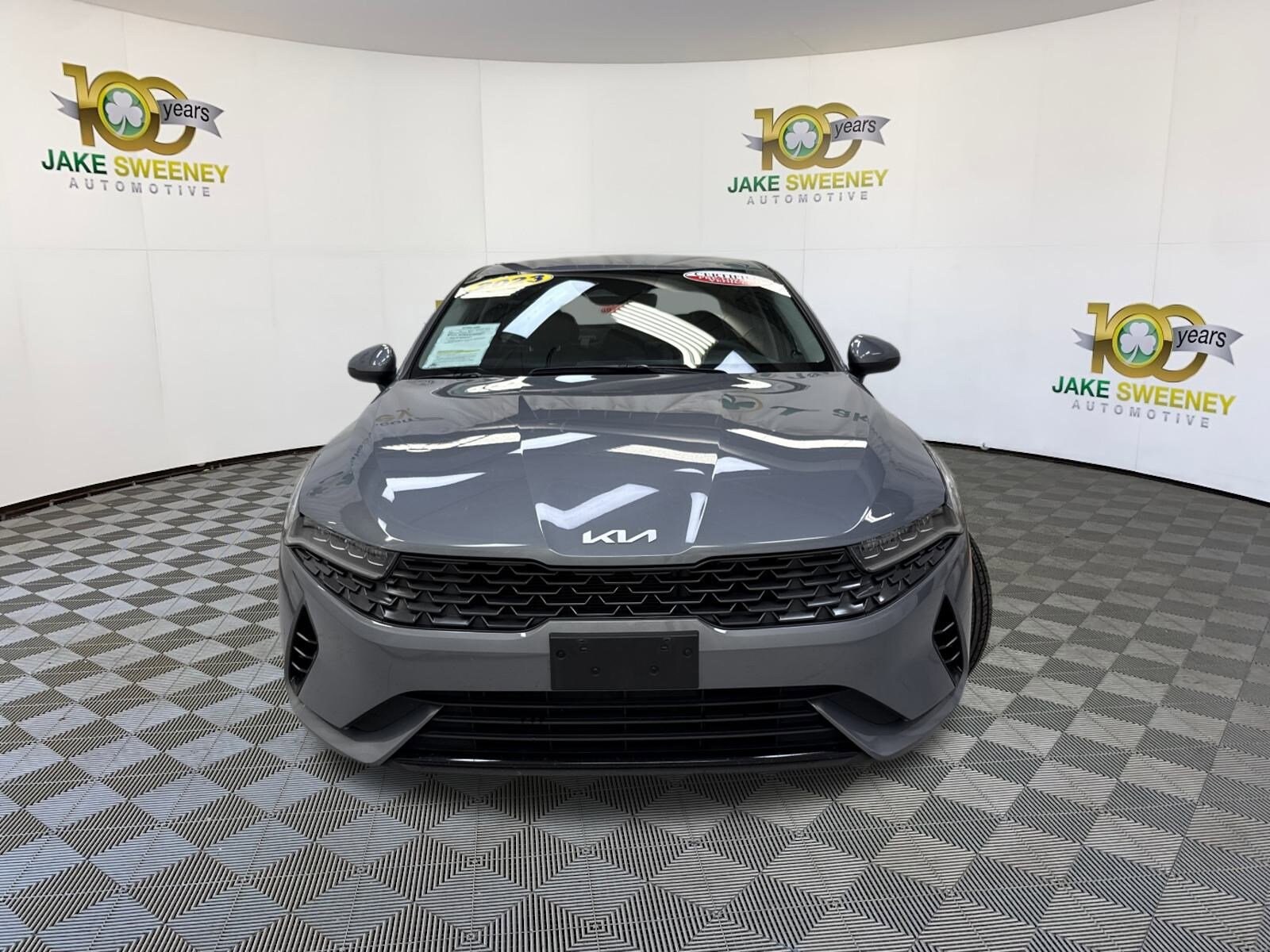 2023 Kia K5 LXS photo 2