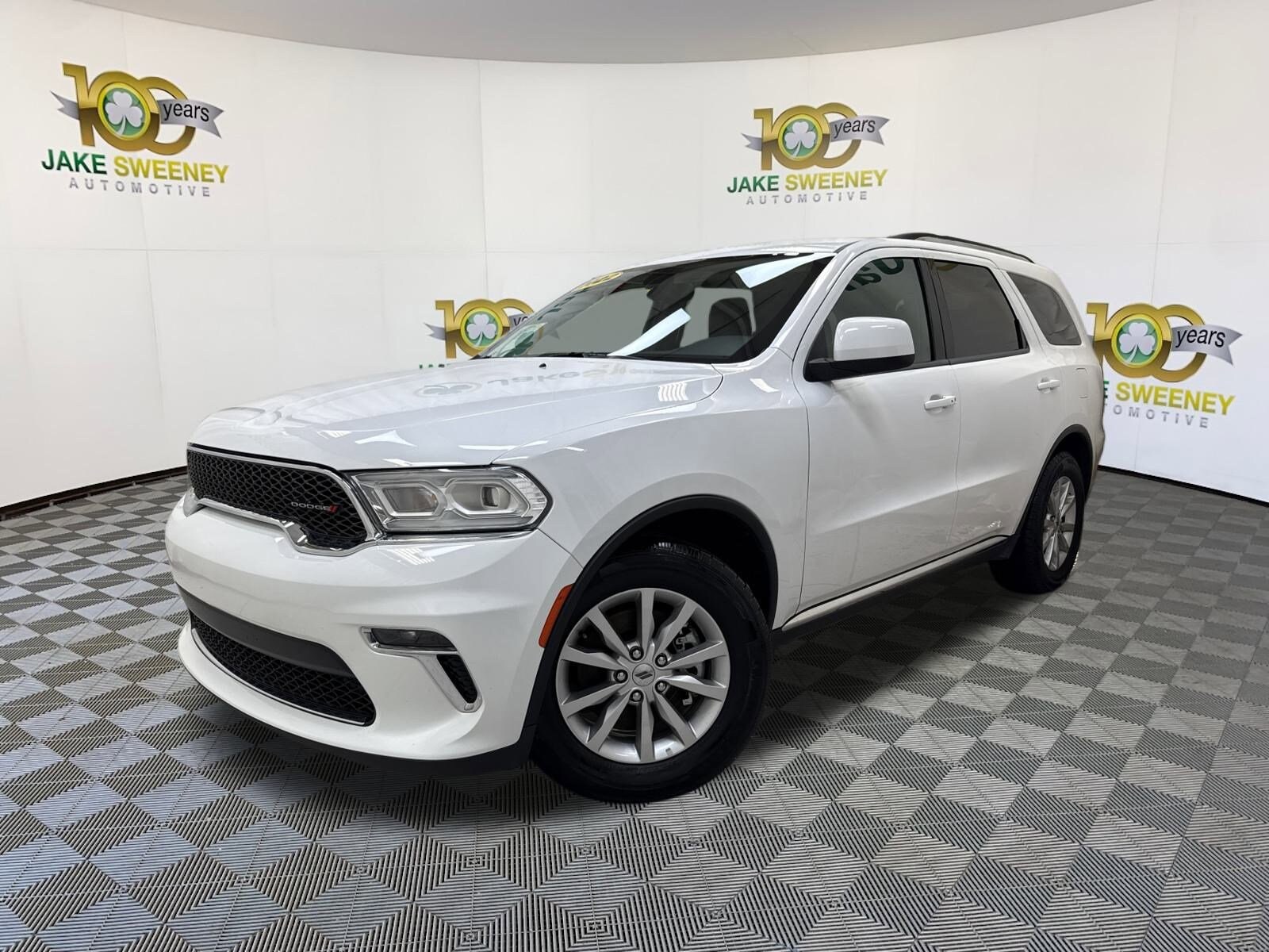 2022 Dodge Durango SXT photo 3