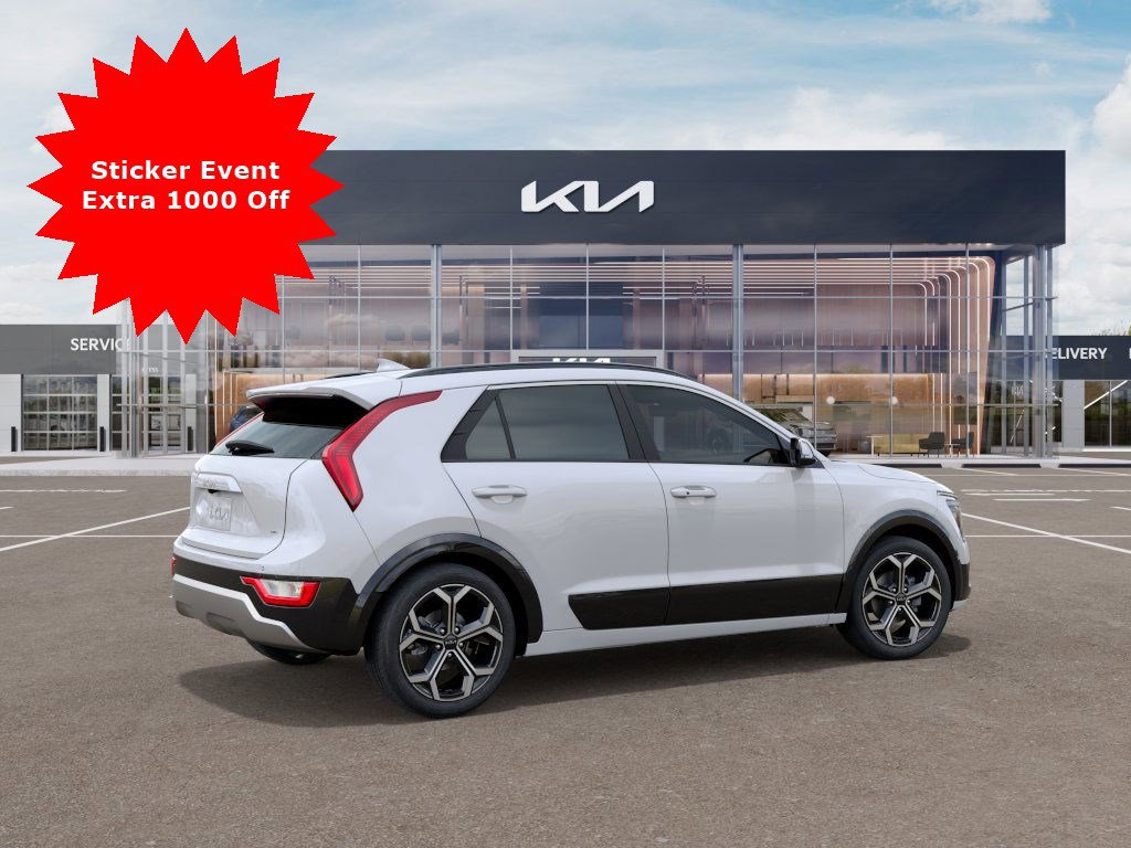 2025 Kia Niro EX Touring - Photo 7