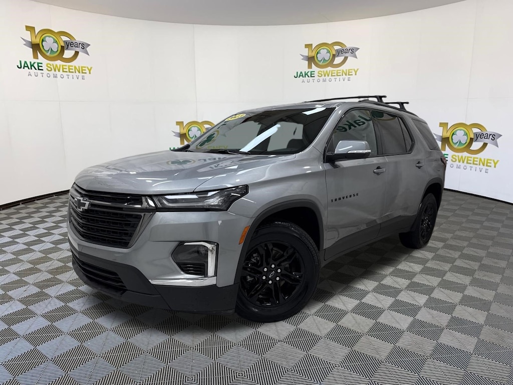 Used 2023 Chevrolet Traverse LT Cloth SUV