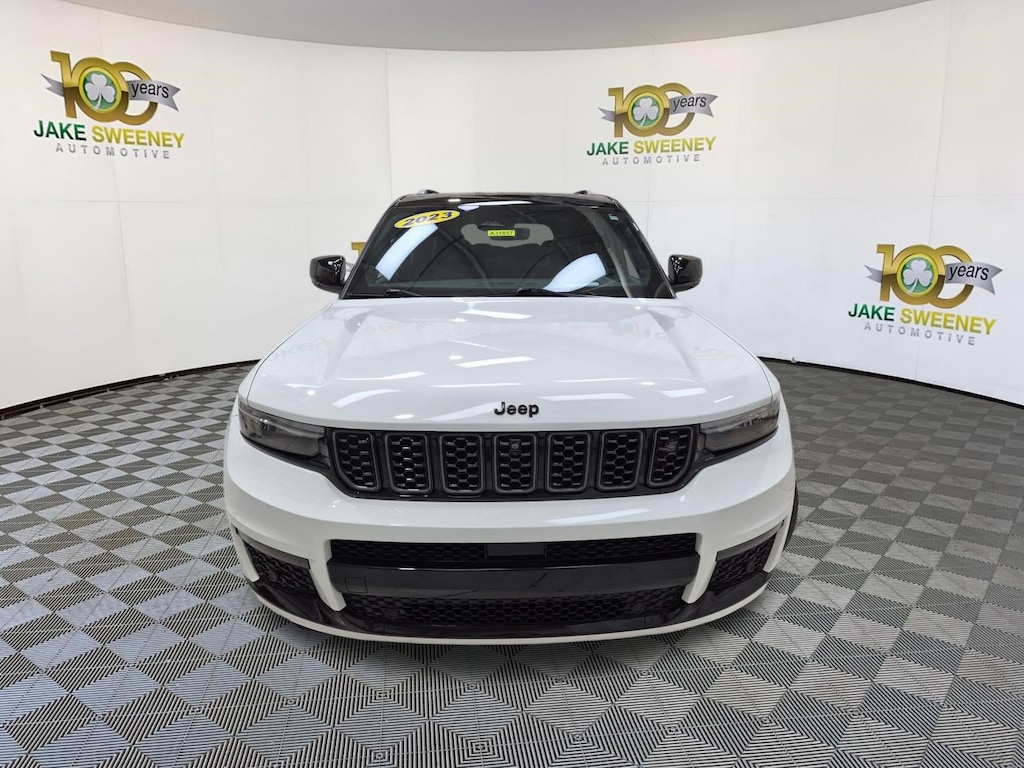 Used 2023 Jeep Grand Cherokee Summit SUV