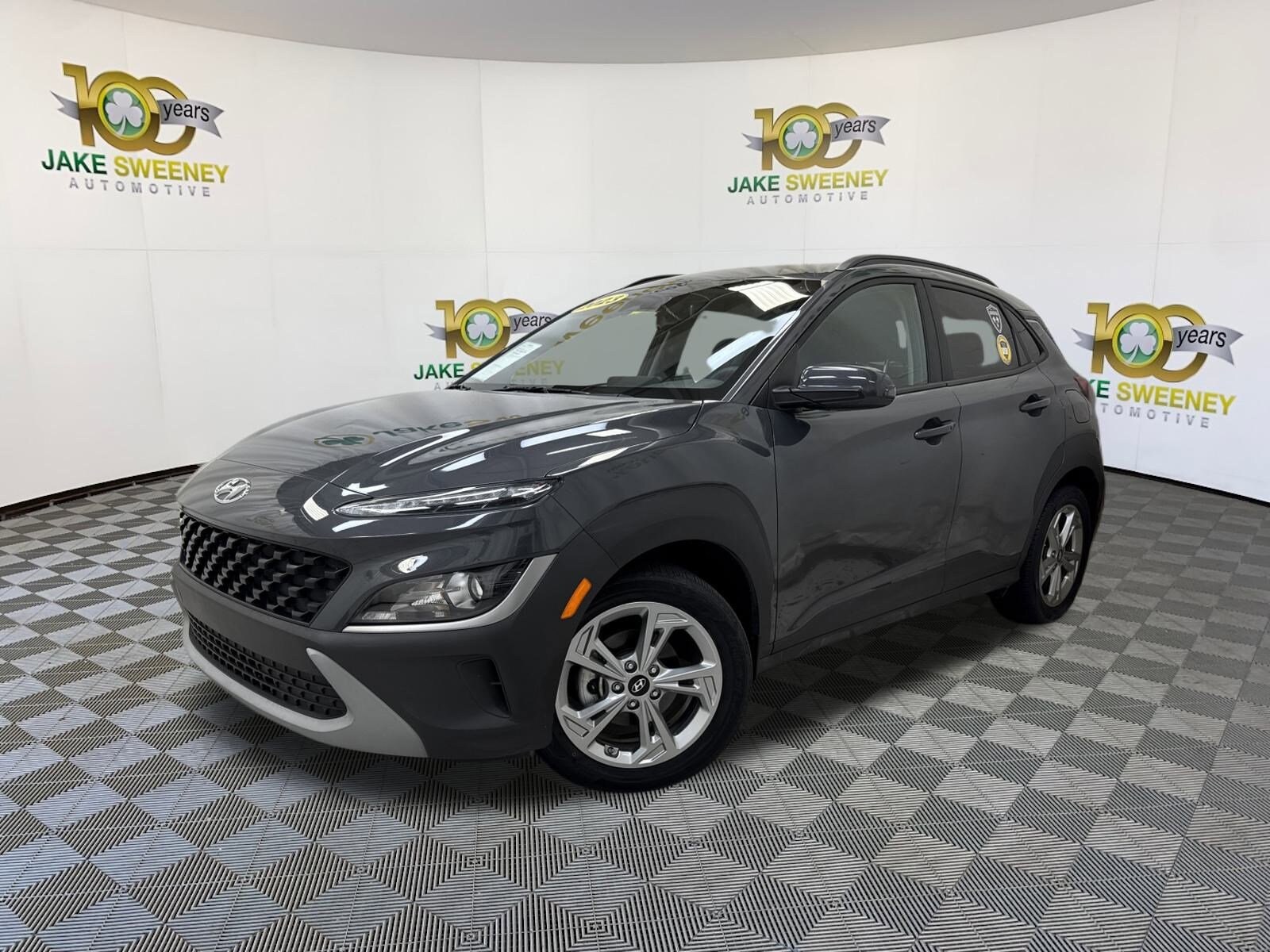 2023 Hyundai Kona SEL photo 3