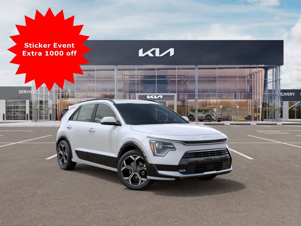 2025 Kia Niro EX Touring - Photo 11