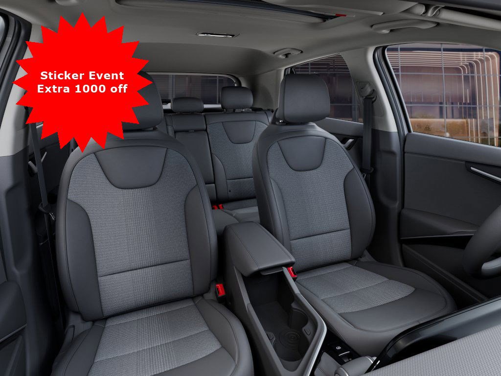 2025 Kia Niro EX Touring - Photo 18