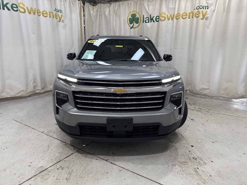 Used 2026 Chevrolet Traverse LT SUV